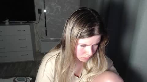 Melissa  Ray online show from February 12, 5:37 pm