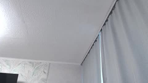 Snapshot of melissa__ray chatting on September 25, 3:32 am Melissa Ray online show from September 25, 3:32 am