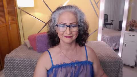 Snapshot of melissa_coleman_ chatting on October 30, 1:18 am melissa_coleman_ online show from October 30, 1:18 am