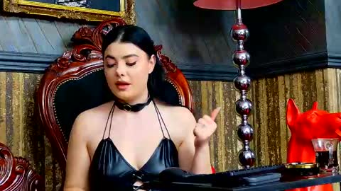 Melissa online show from March 7, 9:40 am