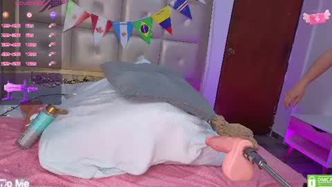 melissa_luu online show from June 19, 5:50 pm