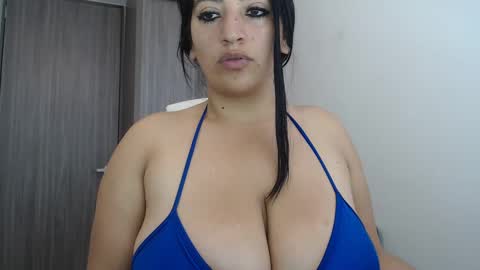 Snapshot of melissa_sexytits chatting on February 23, 3:29 pm Lau   online show from February 23, 3:29 pm