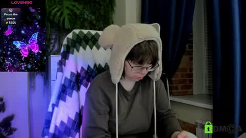 Snapshot of melissa_wells chatting on July 31, 10:20 pm Melissa online show from July 31, 10:20 pm