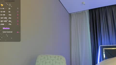 Snapshot of melissa_yamazaki chatting on February 19, 11:28 am Lisaa online show from February 19, 11:28 am