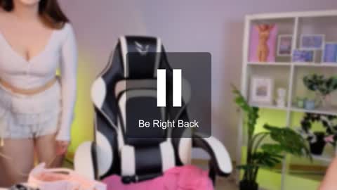 Melissa online show from February 26, 2:21 am