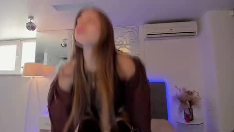 MelissaCrayzy online show from May 3, 5:24 am