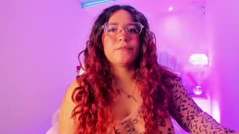 M E L I S S A  online show from July 26, 12:23 pm