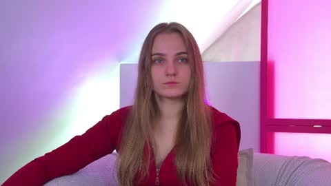 MelissaBerry online show from June 19, 6:51 am