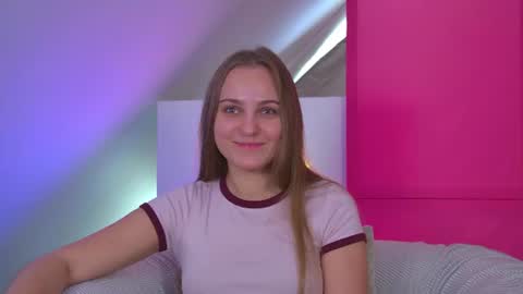 MelissaBerry online show from July 16, 8:20 am