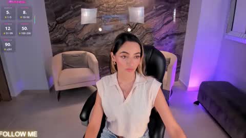 Snapshot of melissamoore_ chatting on September 17, 2:46 am Call me Meli online show from September 17, 2:46 am