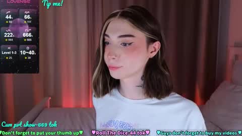 Melissa or abbreviated Mel or Lis online show from March 8, 12:42 pm