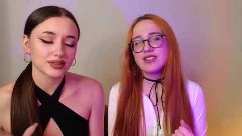 Mel online show from November 14, 4:49 pm