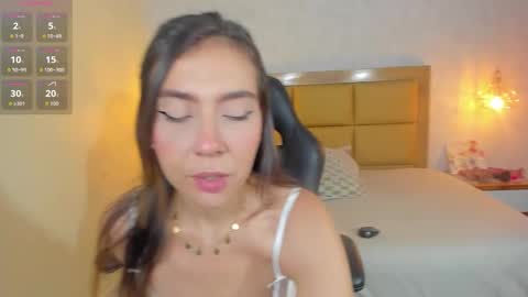    online show from November 4, 7:35 pm