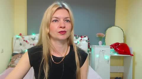 Melissa online show from April 18, 6:17 am