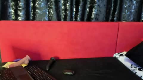 Melissa online show from December 2, 2:19 pm