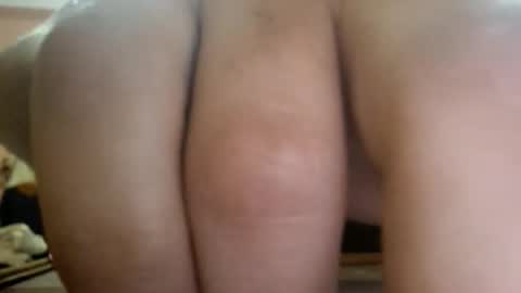 Snapshot of mellal200516 chatting on November 13, 6:12 am mellal200516 online show from November 13, 6:12 am