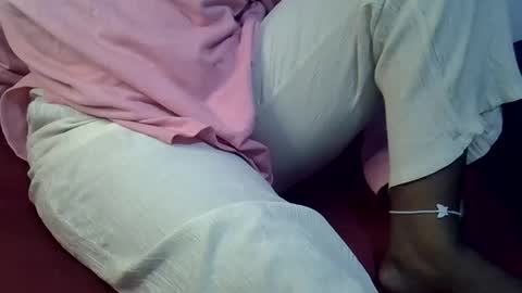 mell online show from December 1, 6:57 pm