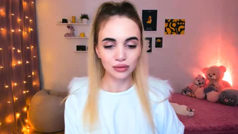 Tessa online show from December 25, 12:37 am