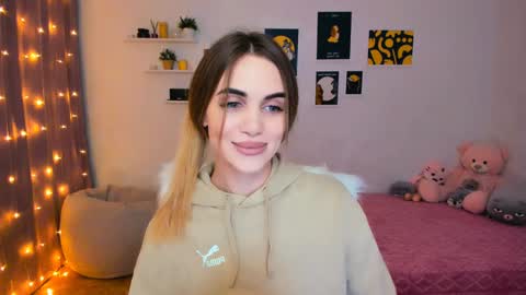 Tessa online show from January 7, 8:42 pm