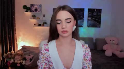 Tessa online show from December 15, 10:03 pm