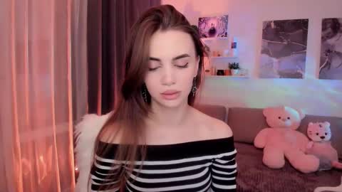 Tessa online show from February 15, 3:25 am