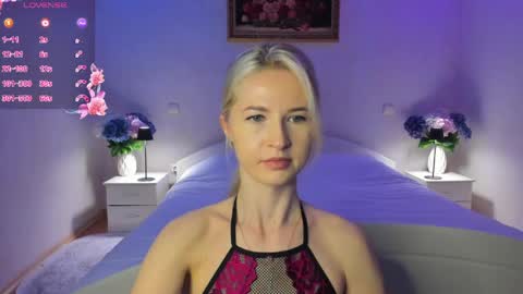 Mellina online show from May 11, 7:00 pm