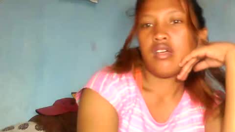 Snapshot of mellissia02 chatting on February 12, 5:15 am mellissa online show from February 12, 5:15 am