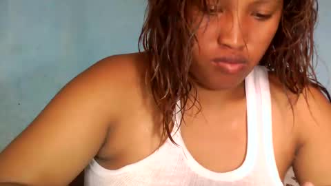 Snapshot of mellissia02 chatting on February 22, 10:51 am mellissa online show from February 22, 10:51 am