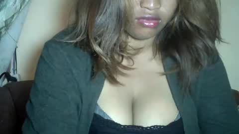 Snapshot of mellissia02 chatting on October 23, 10:19 pm mellissa online show from October 23, 10:19 pm