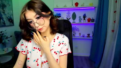 mellsawertyq online show from February 16, 9:11 pm