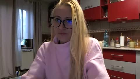 Melly online show from November 26, 7:31 am