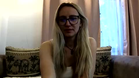 Melly online show from June 9, 6:14 am