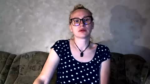 Melly online show from June 14, 1:35 pm