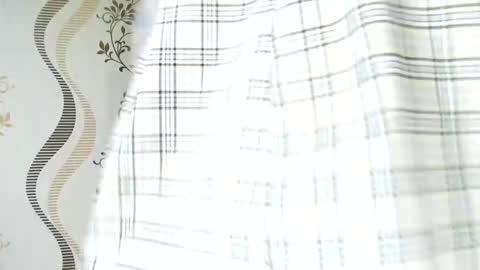 MelMooon online show from December 3, 11:47 pm