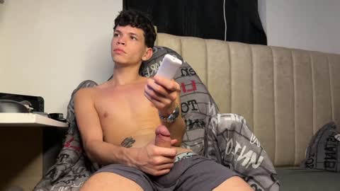 Melo online show from December 22, 5:23 am