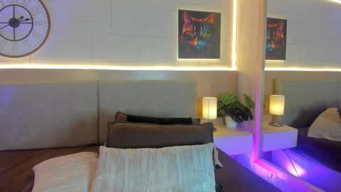 Snapshot of meloddy_rose chatting on October 26, 3:12 am Melody online show from October 26, 3:12 am