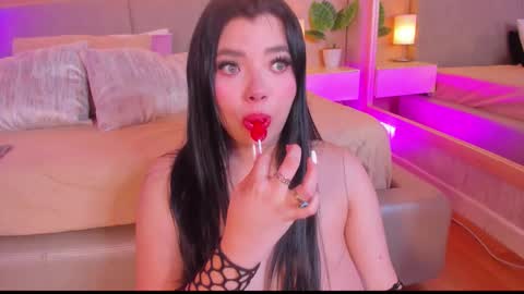 Snapshot of meloddy_rose chatting on November 27, 4:25 am Melody online show from November 27, 4:25 am