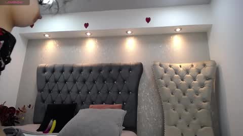 Melodi online show from February 21, 1:11 pm