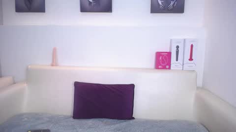 Melodi online show from November 23, 1:22 pm