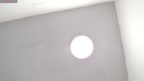 Snapshot of melodiroux_ chatting on June 18, 12:53 pm Melodi online show from June 18, 12:53 pm