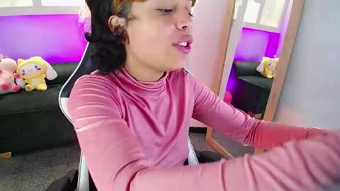 melody701583as online show from May 4, 1:07 pm
