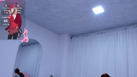   online show from December 9, 6:03 pm