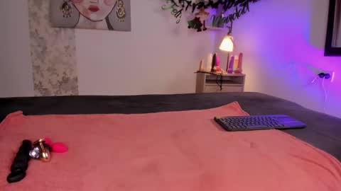 melody_cute10 online show from December 14, 9:02 pm