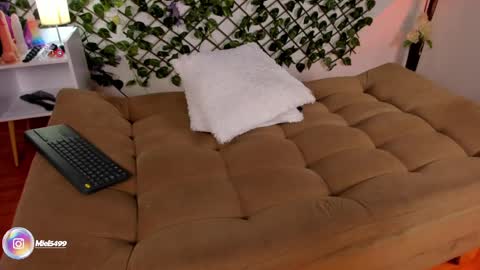 melody_cute10 online show from February 27, 2:43 pm