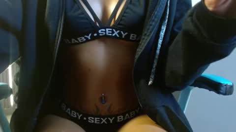 melody_mercy online show from December 13, 3:43 pm