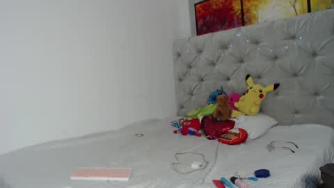 Snapshot of melody_phillips2 chatting on December 23, 8:22 am melody phillips online show from December 23, 8:22 am