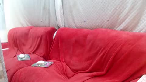 Snapshot of melody_phillips2 chatting on February 4, 1:23 am melody phillips online show from February 4, 1:23 am