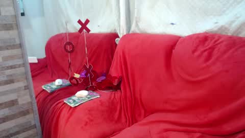 Snapshot of melody_phillips2 chatting on February 19, 1:40 am melody phillips online show from February 19, 1:40 am