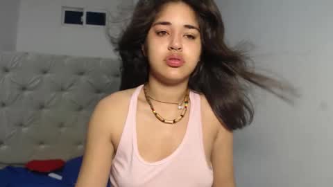 Snapshot of melody_phillips2 chatting on October 10, 10:47 am melody phillips online show from October 10, 10:47 am