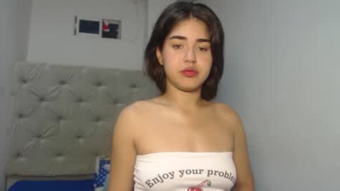 Snapshot of melody_phillips2 chatting on November 19, 10:48 am melody phillips online show from November 19, 10:48 am